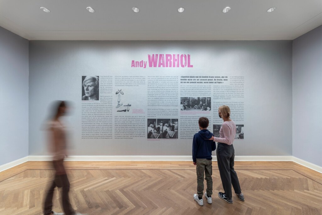 Bedruckte Wandflächen im Picasso Museum